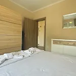 Bratanov Vip Vision ساني بيتش